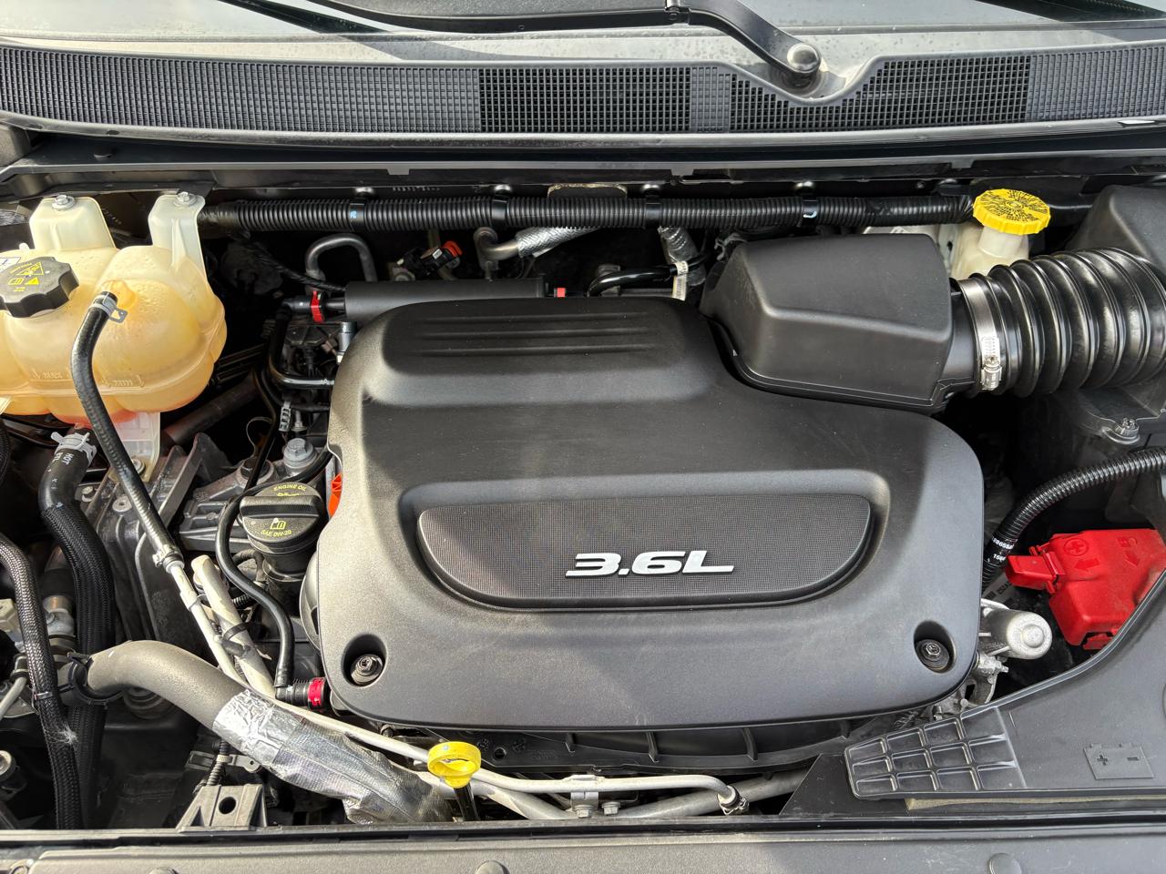 Chrysler Pacifica Touring-L Plus FWD 2017