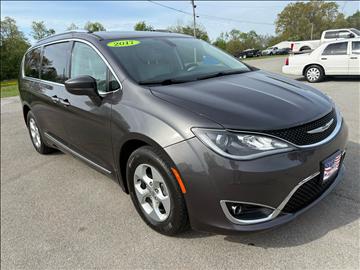 2017 Chrysler Pacifica Touring-L Plus FWD
