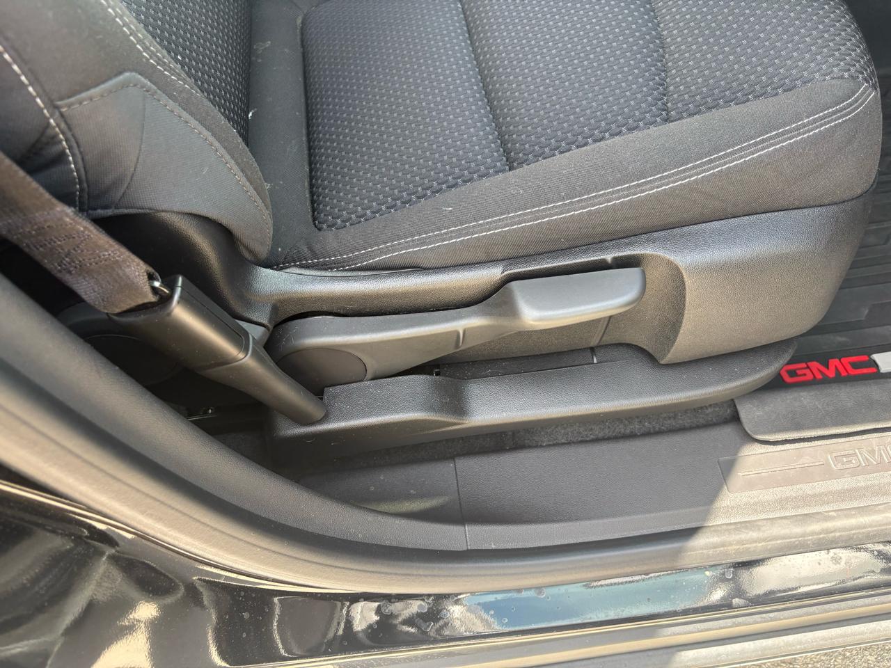 GMC Terrain FWD 4dr SLE 2024