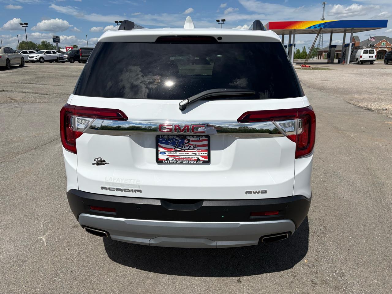 GMC Acadia AWD 4dr SLT 2023