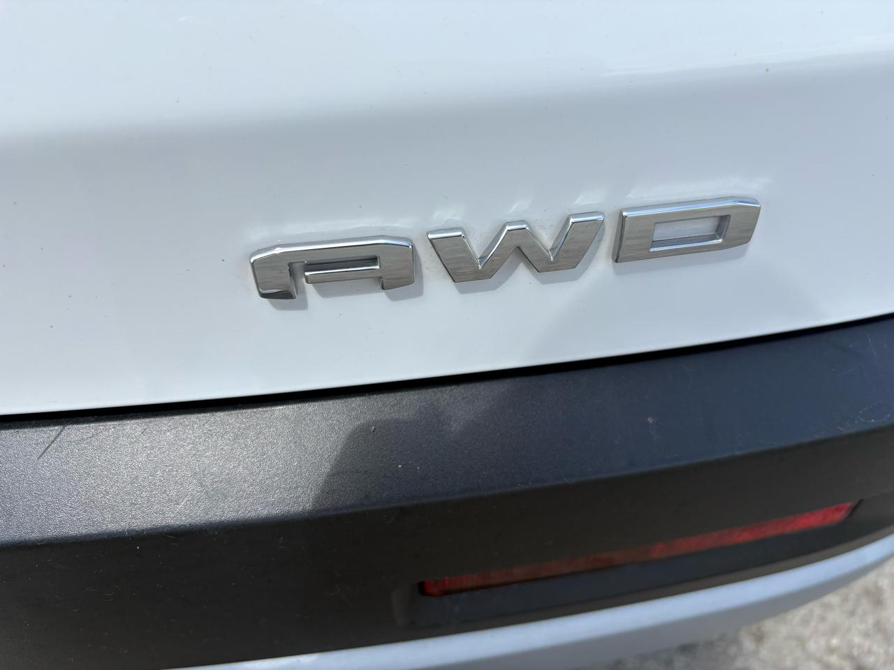 GMC Acadia AWD 4dr SLT 2023