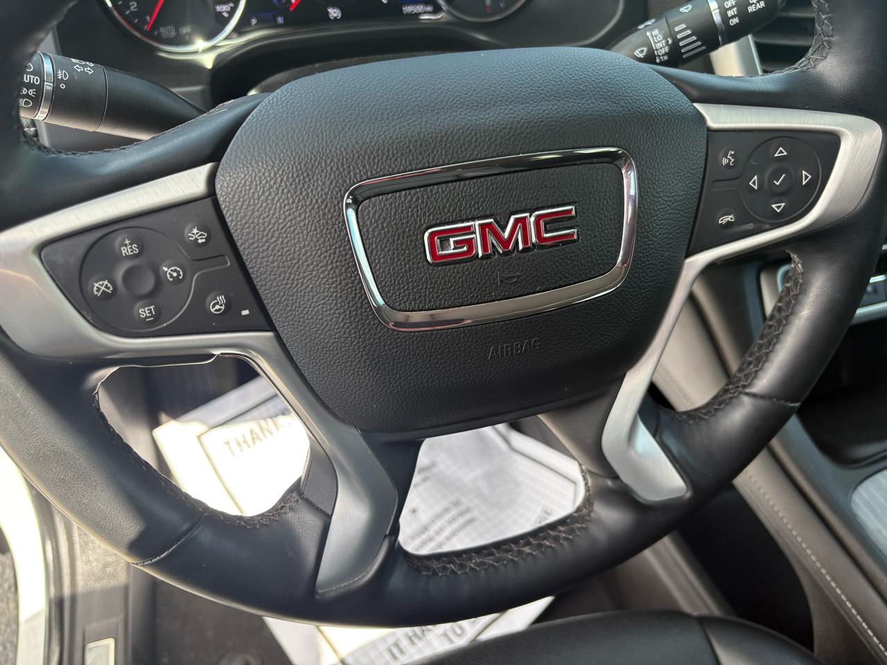 GMC Acadia AWD 4dr SLT 2023