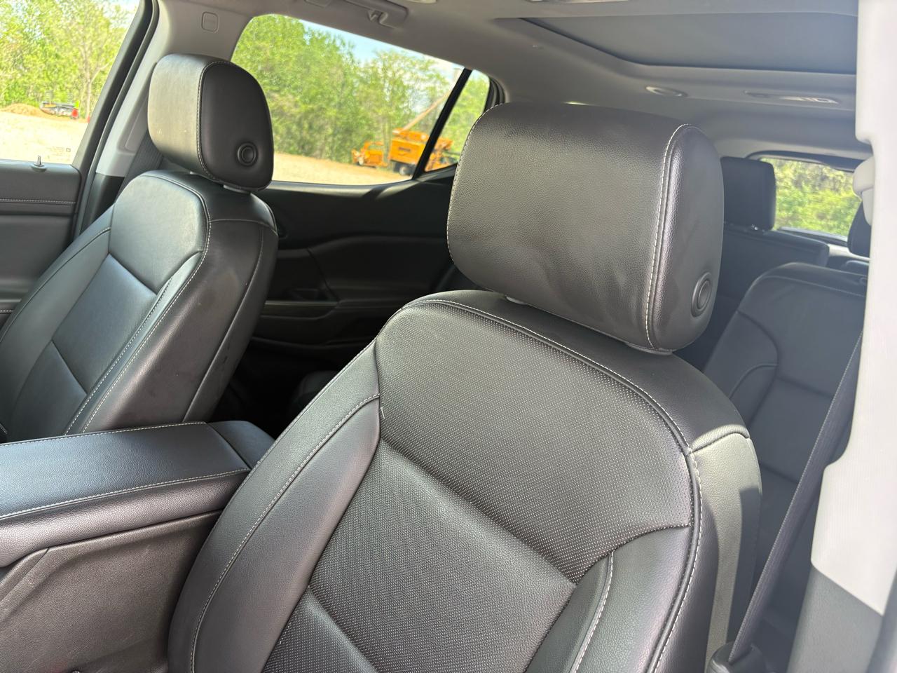 GMC Acadia AWD 4dr SLT 2023