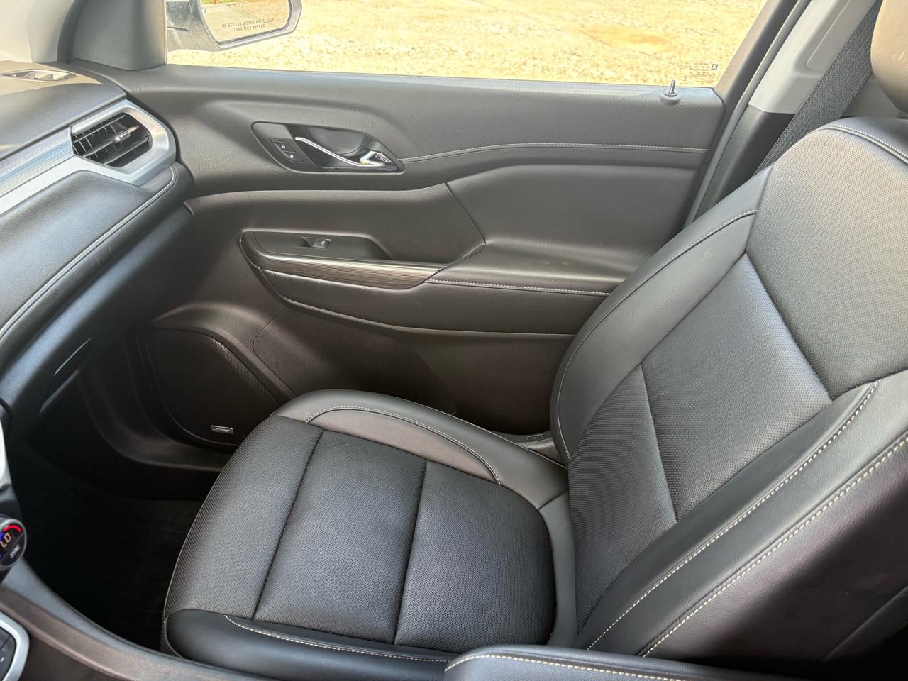 GMC Acadia AWD 4dr SLT 2023