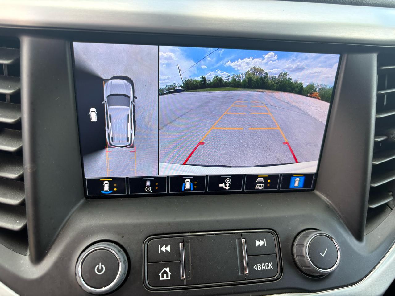 GMC Acadia AWD 4dr SLT 2023