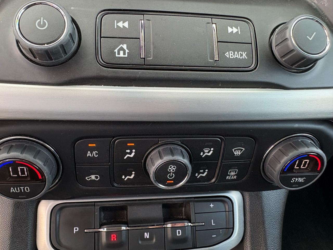 GMC Acadia AWD 4dr SLT 2023