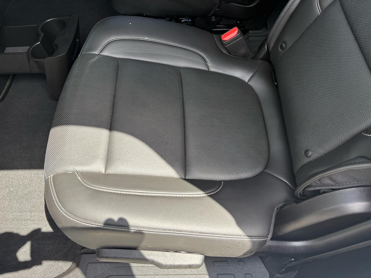 GMC Acadia AWD 4dr SLT 2023