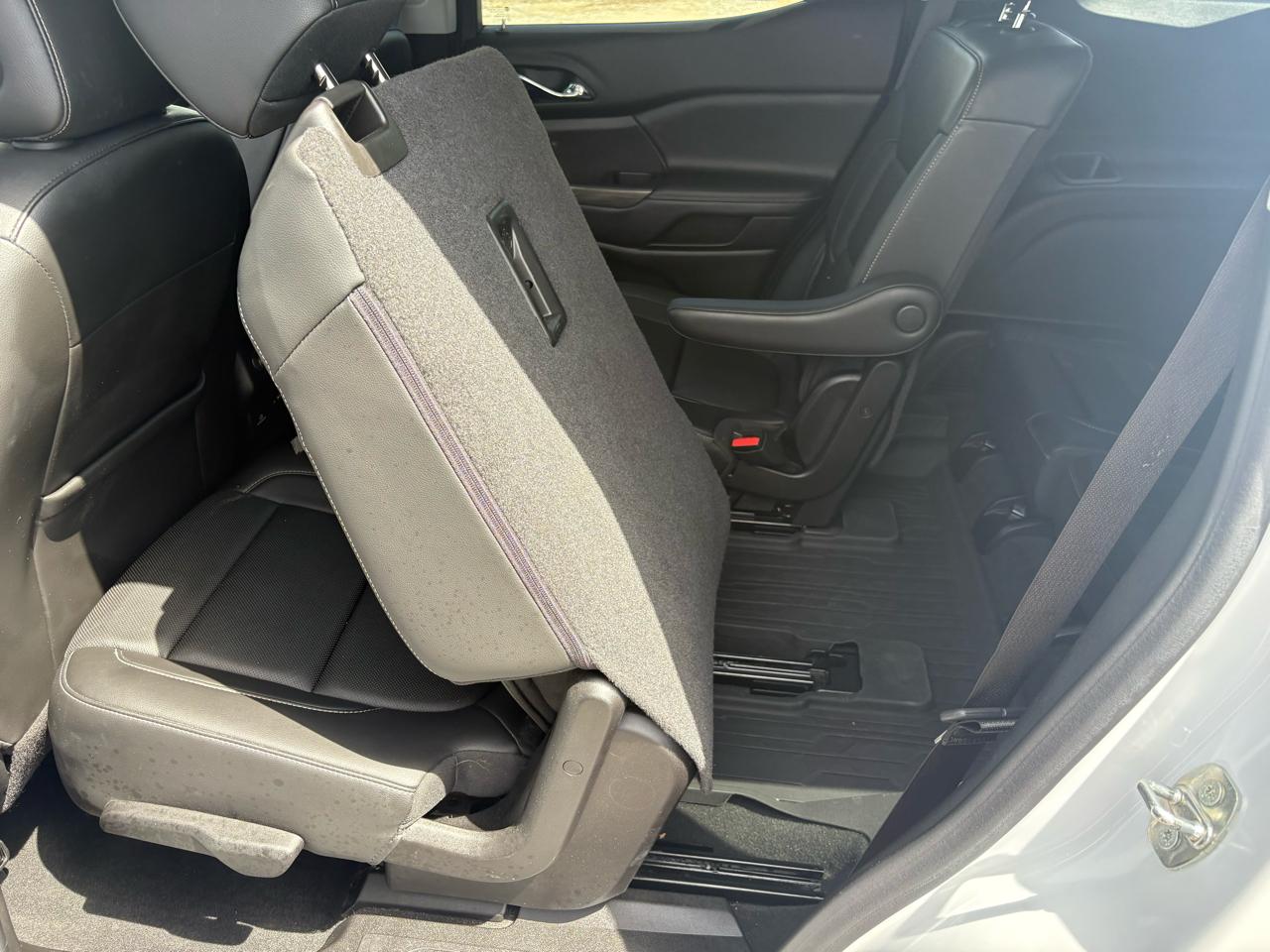 GMC Acadia AWD 4dr SLT 2023