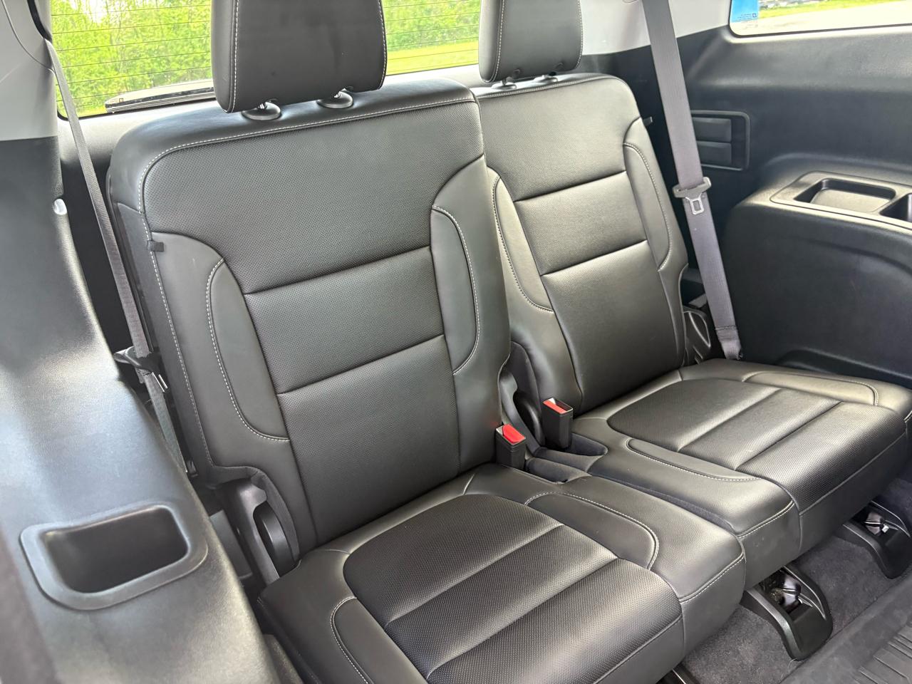 GMC Acadia AWD 4dr SLT 2023