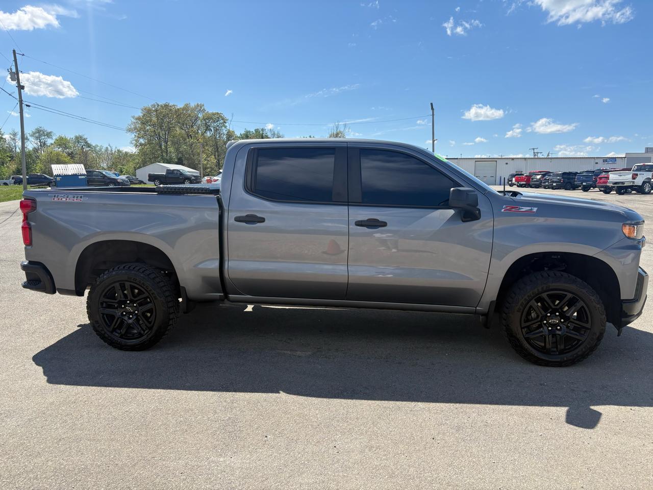 Chevrolet Silverado 1500 4WD Crew Cab 147" Custom Trail Boss 2021