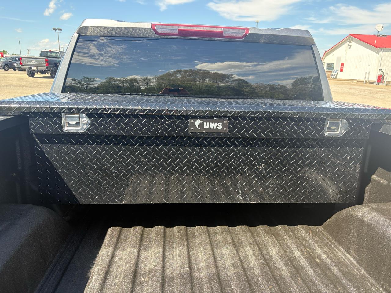 Chevrolet Silverado 1500 4WD Crew Cab 147" Custom Trail Boss 2021