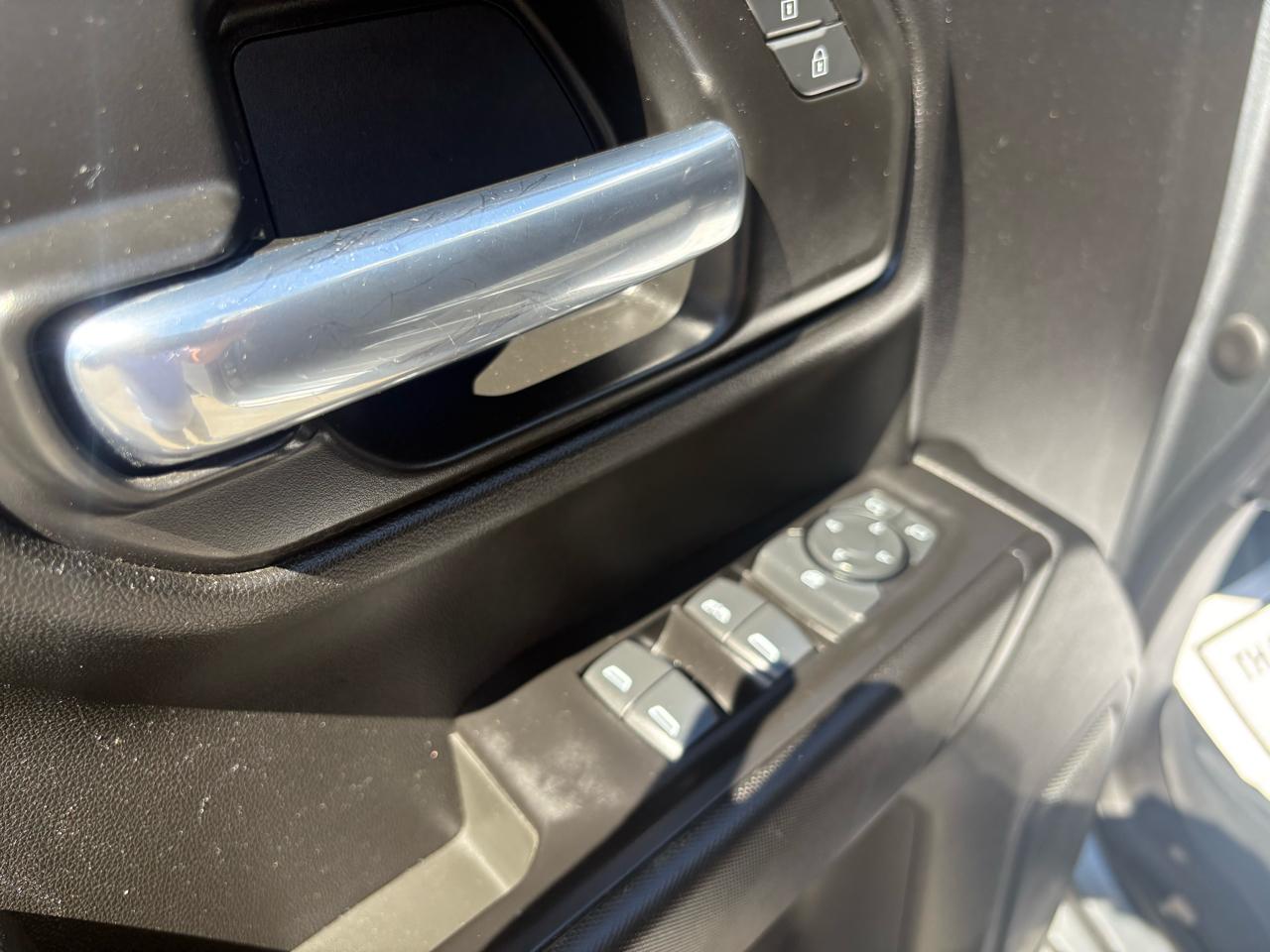 Chevrolet Silverado 1500 4WD Crew Cab 147" Custom Trail Boss 2021