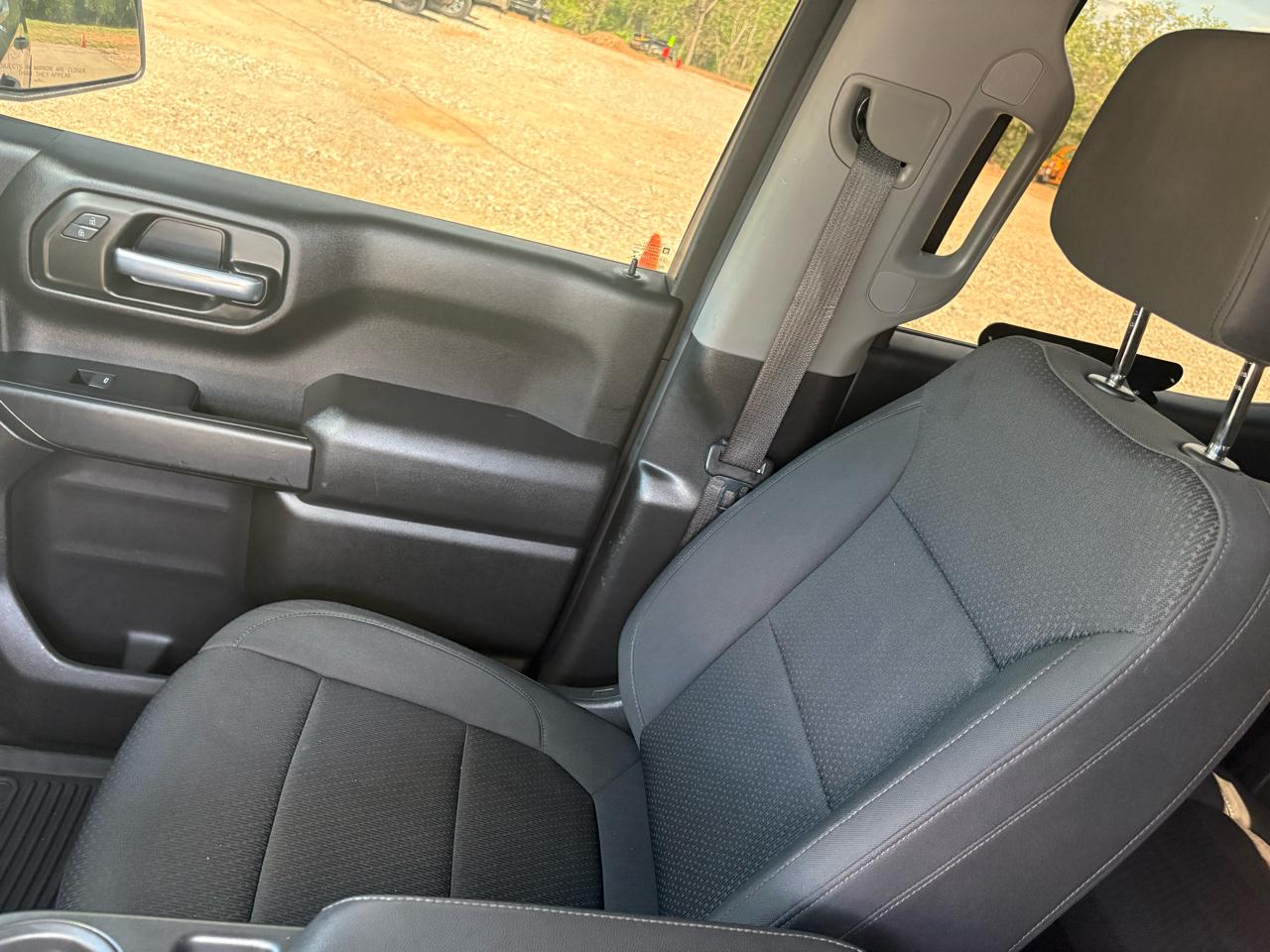 Chevrolet Silverado 1500 4WD Crew Cab 147" Custom Trail Boss 2021