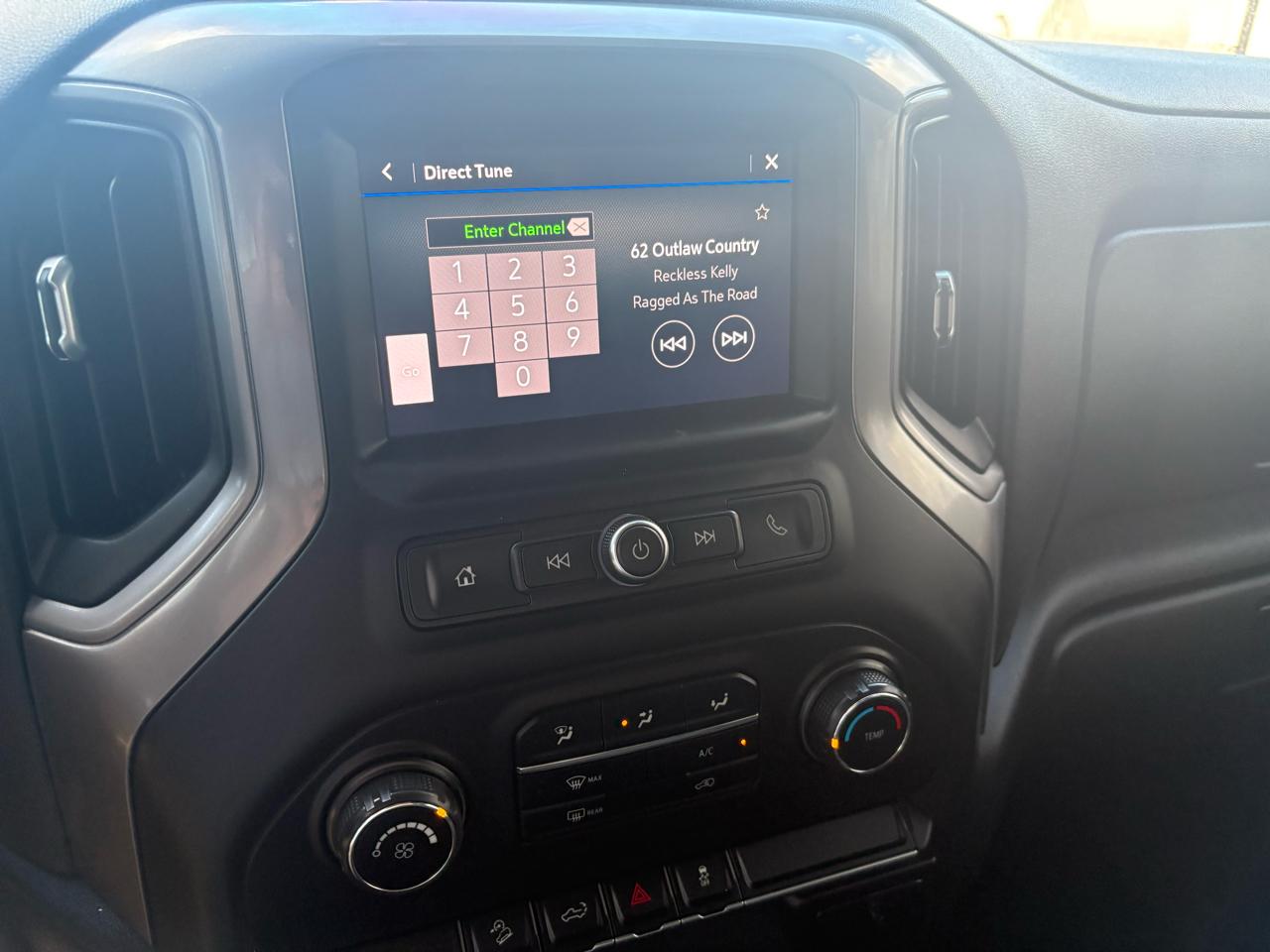 Chevrolet Silverado 1500 4WD Crew Cab 147" Custom Trail Boss 2021