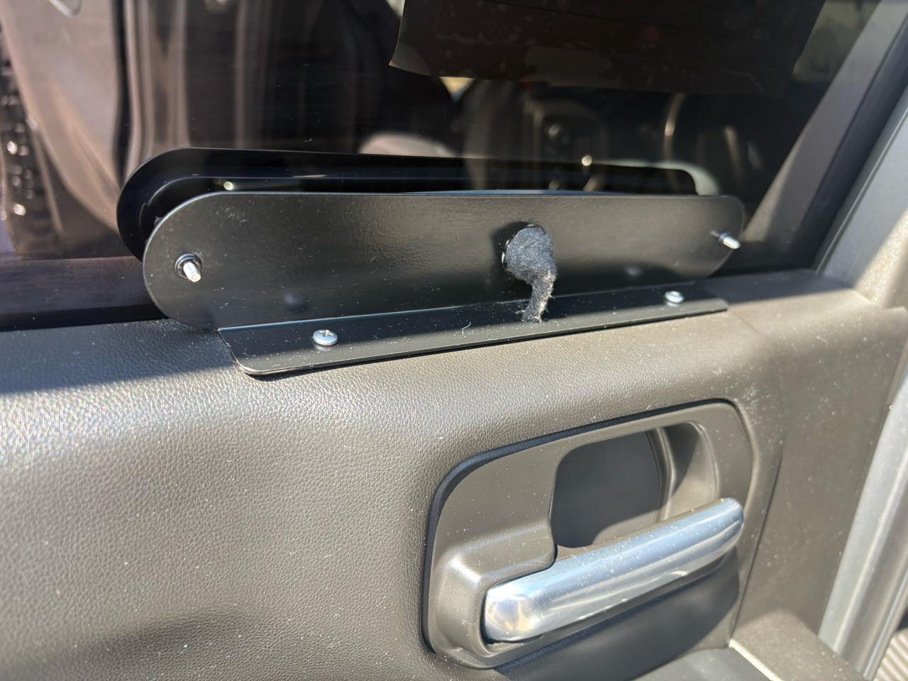 Chevrolet Silverado 1500 4WD Crew Cab 147" Custom Trail Boss 2021