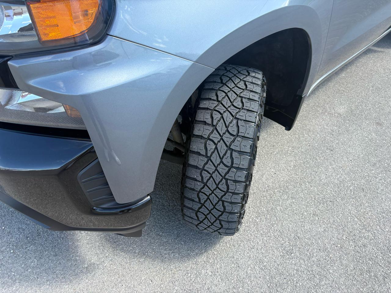 Chevrolet Silverado 1500 4WD Crew Cab 147" Custom Trail Boss 2021