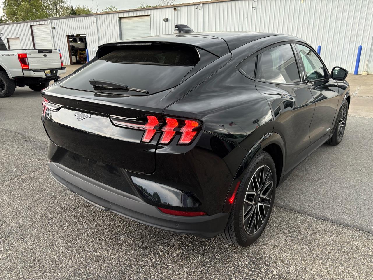 Ford Mustang Mach-E Premium RWD 2025