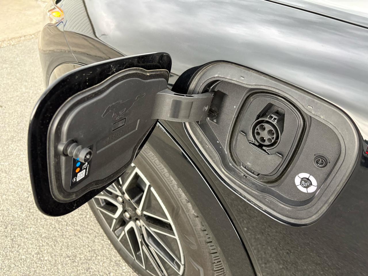 Ford Mustang Mach-E Premium RWD 2025