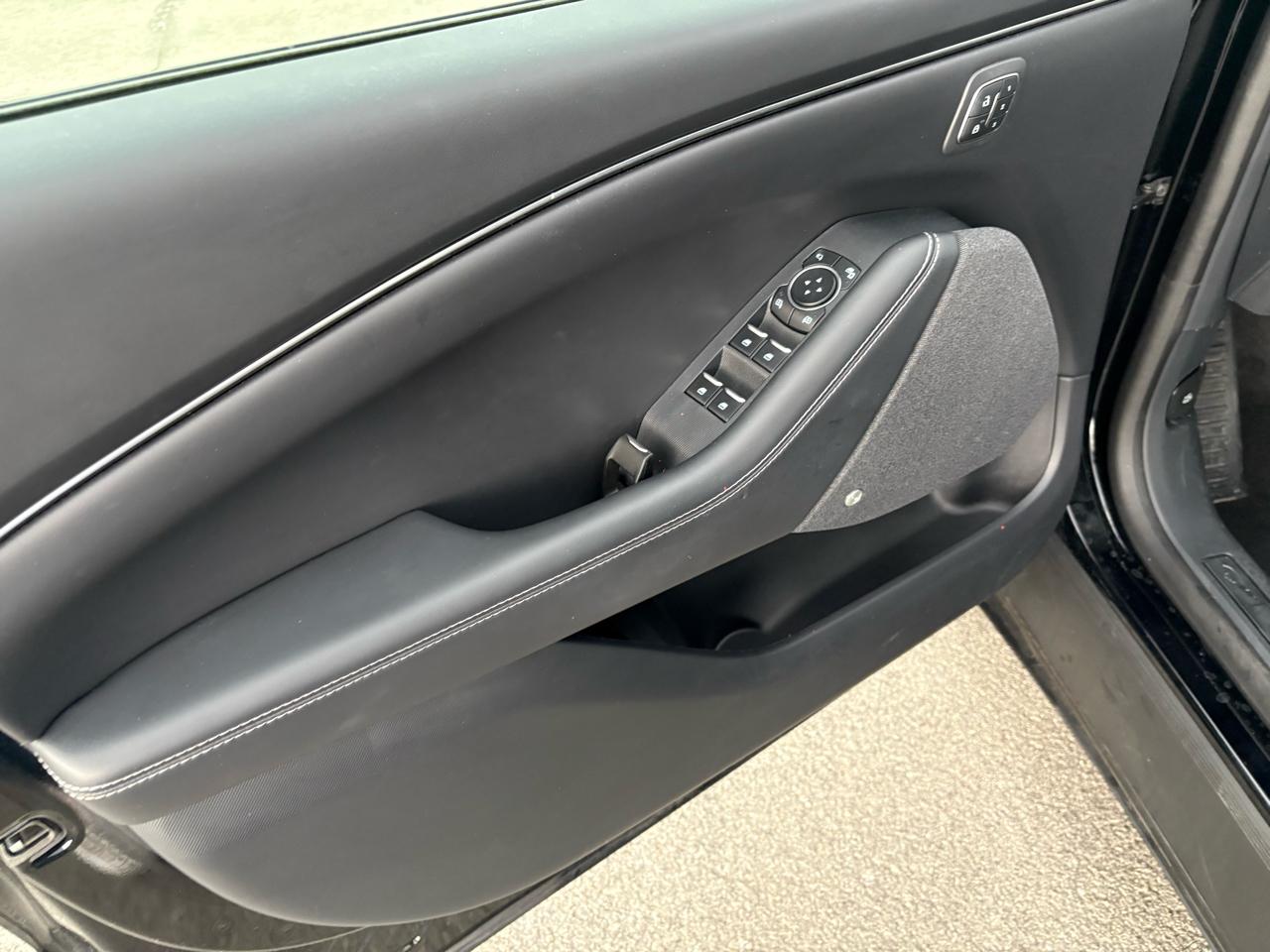 Ford Mustang Mach-E Premium RWD 2025