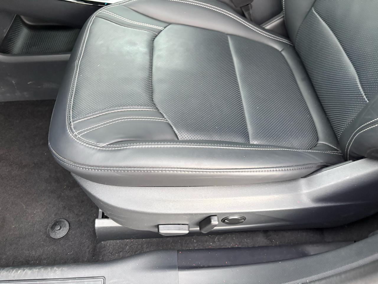 Ford Mustang Mach-E Premium RWD 2025