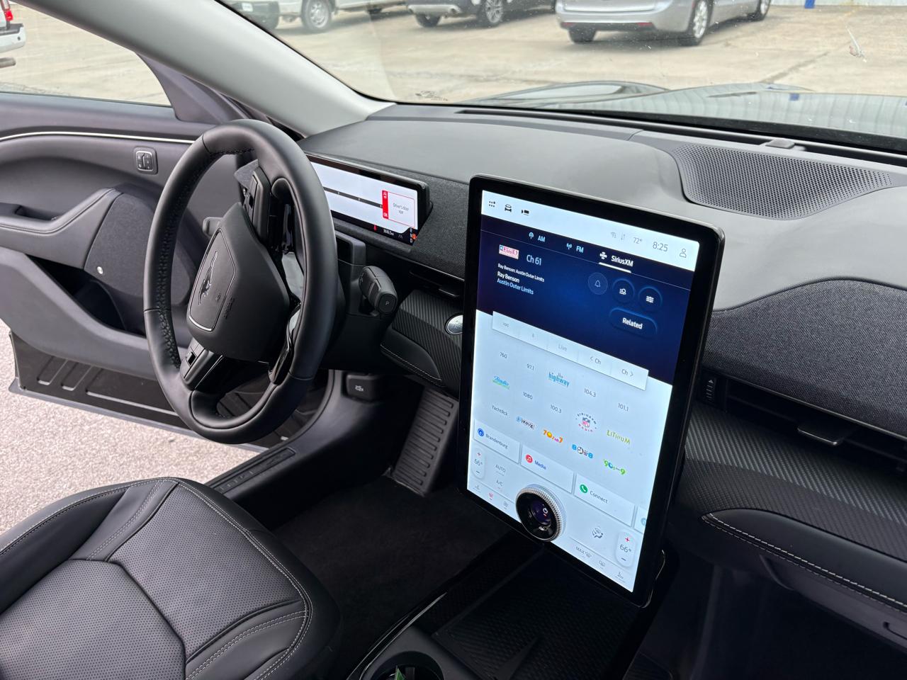 Ford Mustang Mach-E Premium RWD 2025