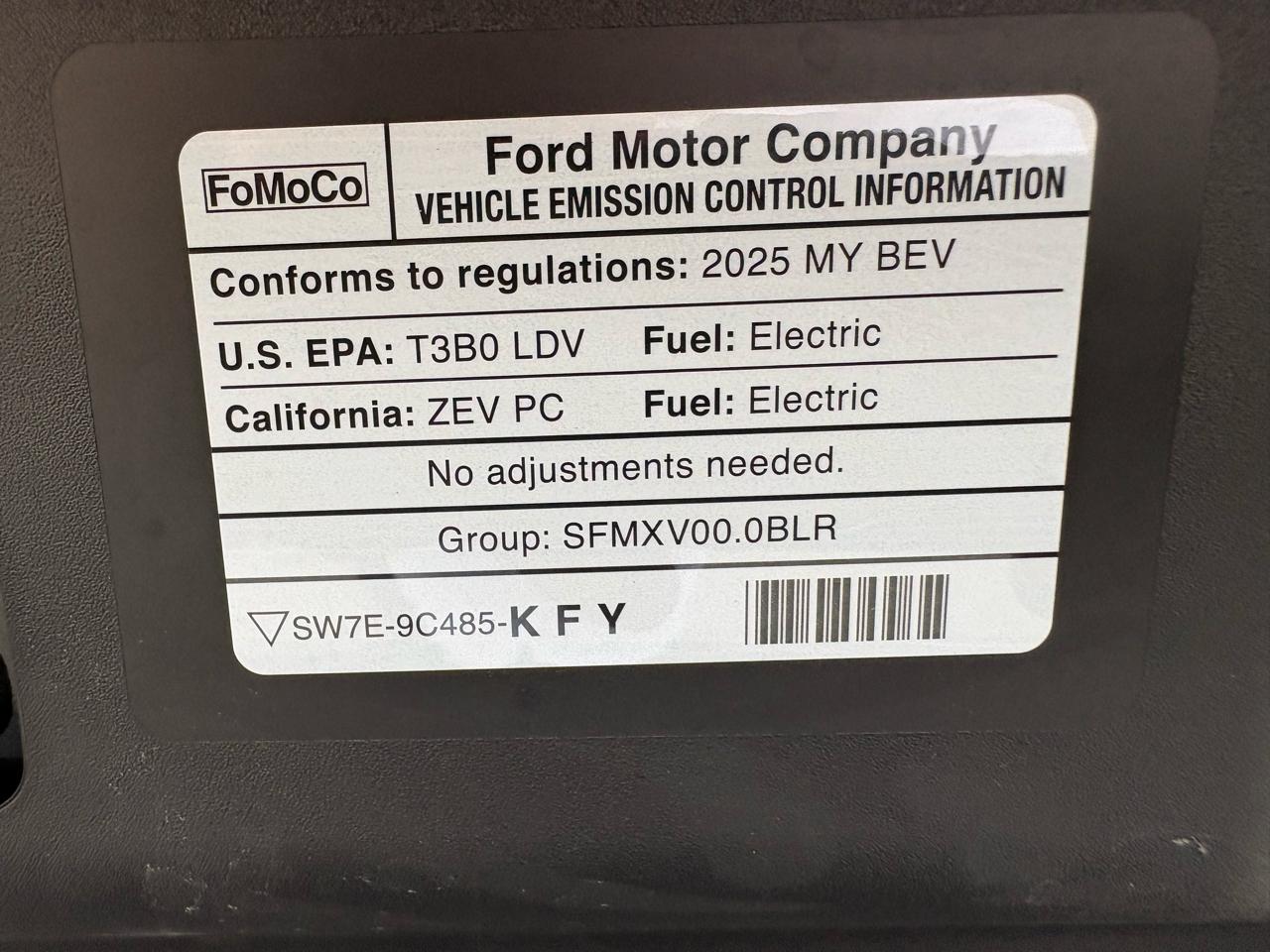 Ford Mustang Mach-E Premium RWD 2025