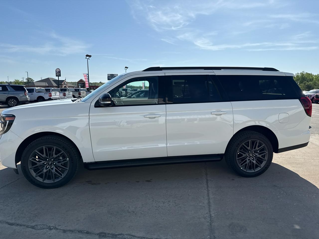 Ford Expedition Max Platinum 4x4 2026