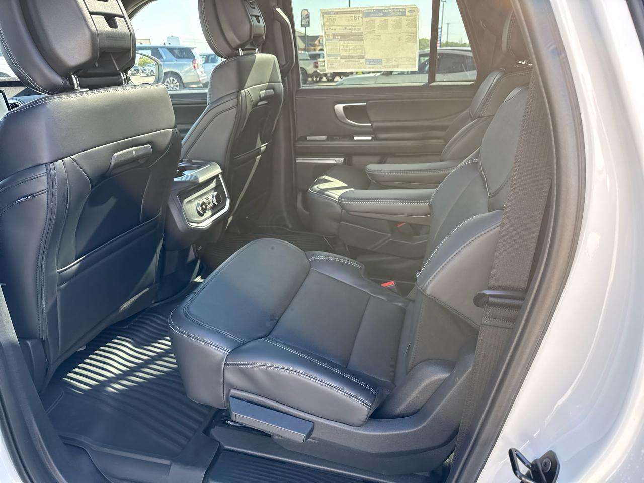 Ford Expedition Max Platinum 4x4 2026