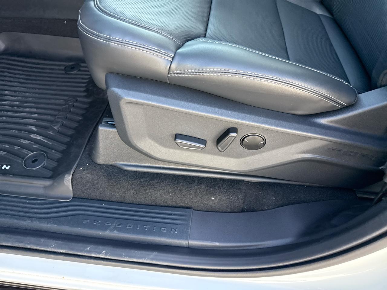 Ford Expedition Max Platinum 4x4 2026