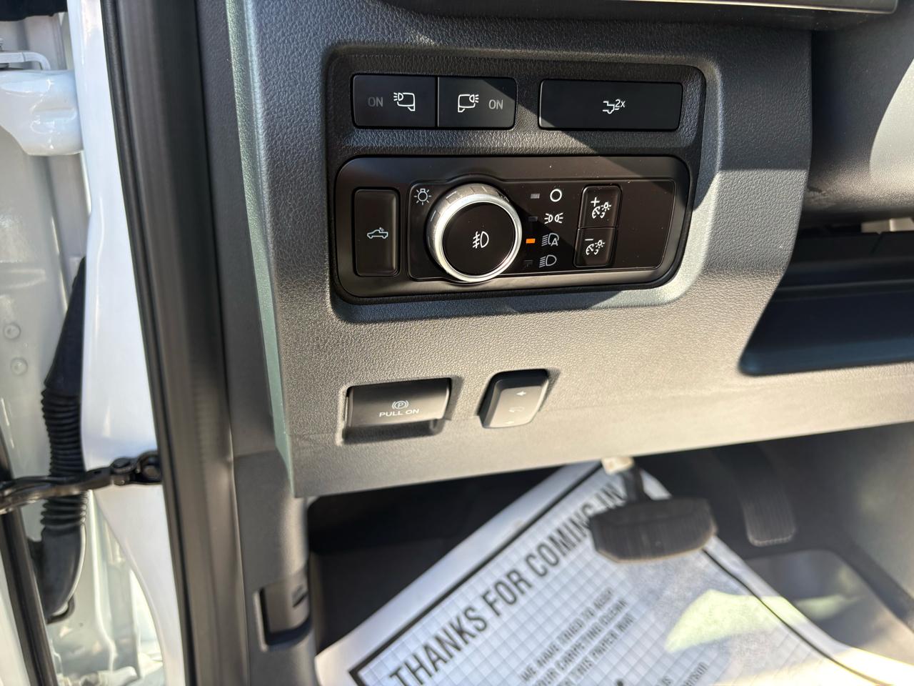 Ford Super Duty F-350 SRW Lariat 4WD Crew Cab 8' Box 2023