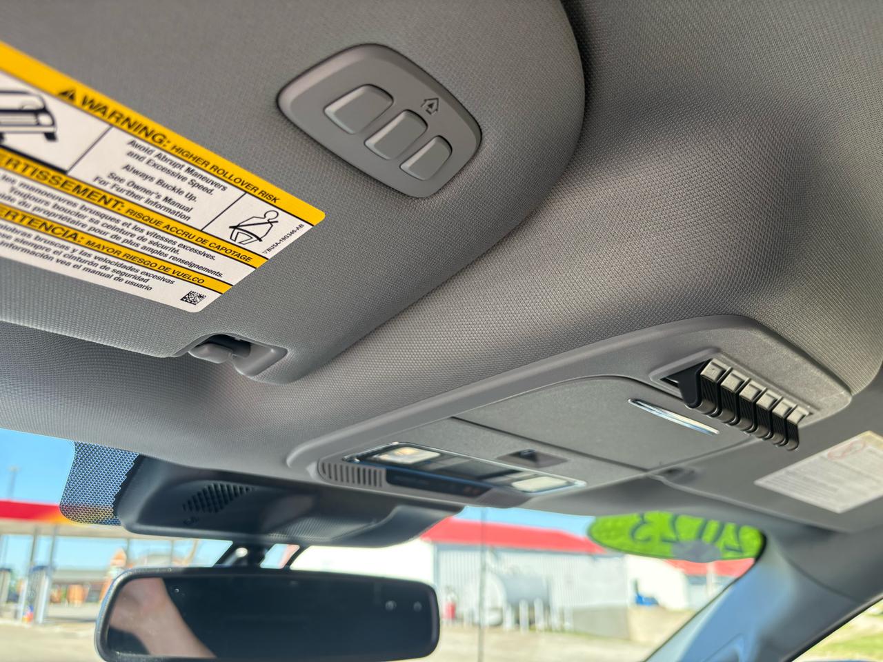 Ford Super Duty F-350 SRW Lariat 4WD Crew Cab 8' Box 2023