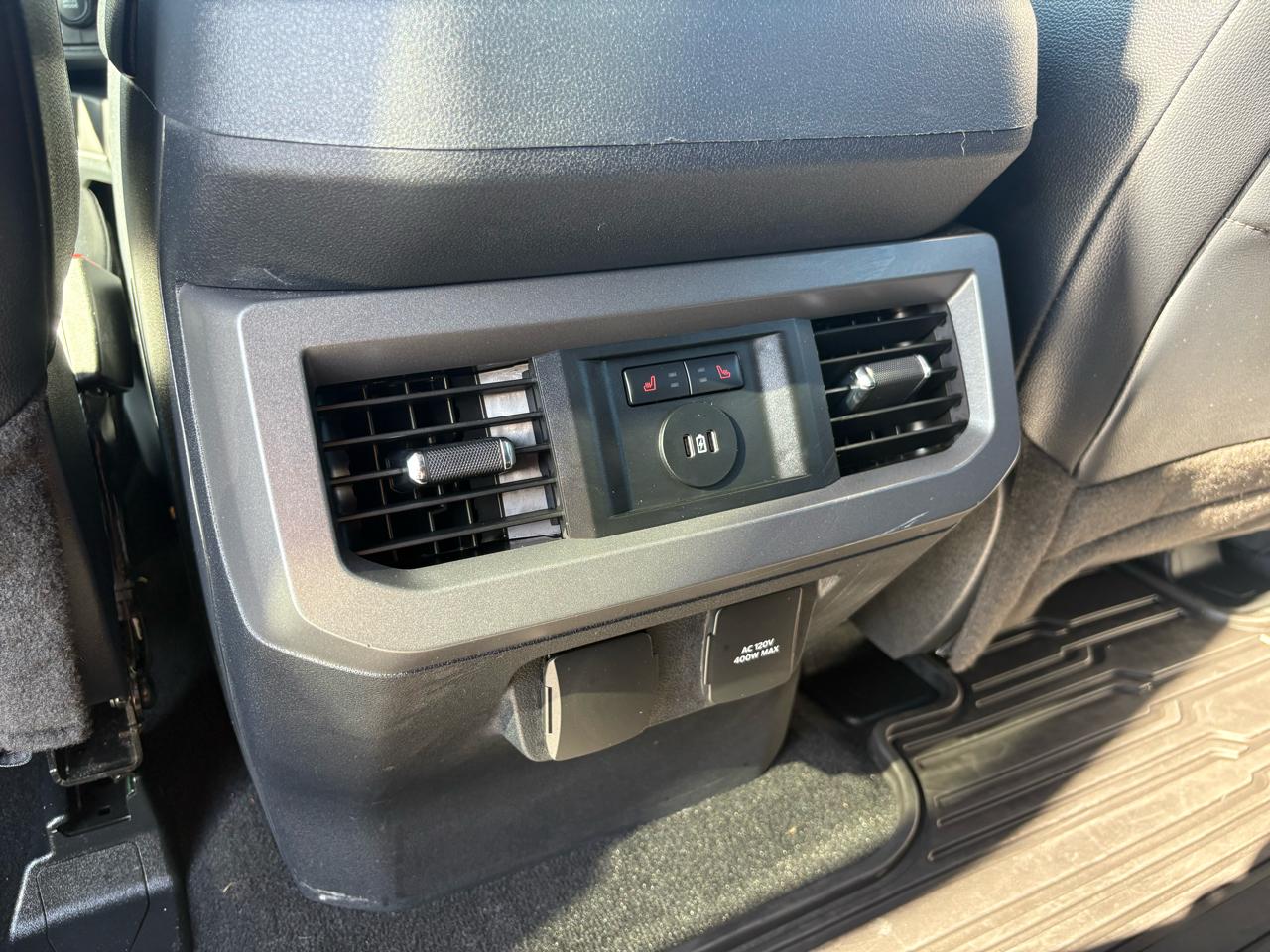 Ford Super Duty F-350 SRW Lariat 4WD Crew Cab 8' Box 2023