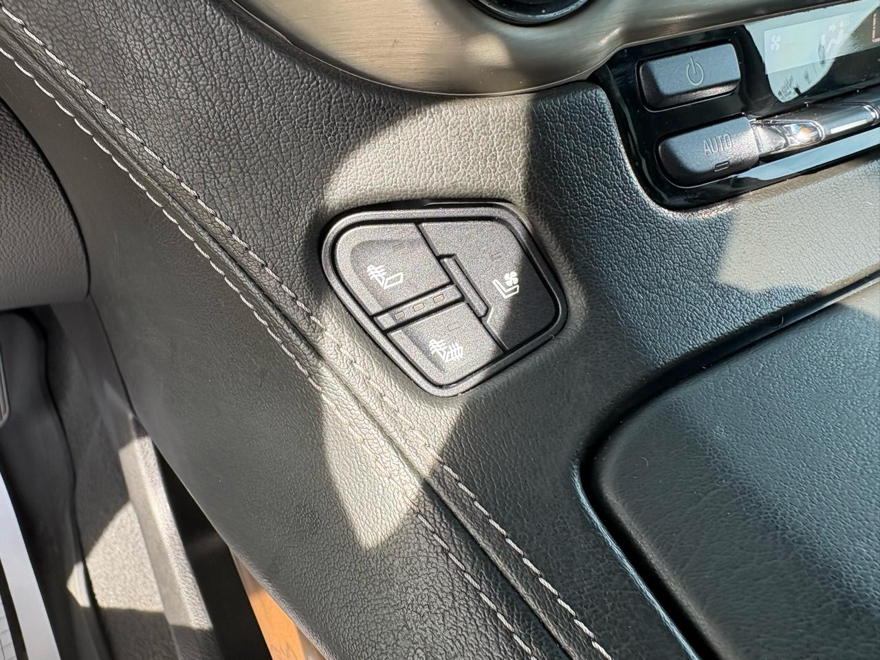 GMC Yukon 4WD 4dr Denali 2020