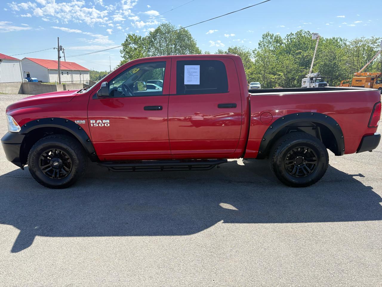 RAM 1500 4WD Crew Cab 140.5" Tradesman 2014
