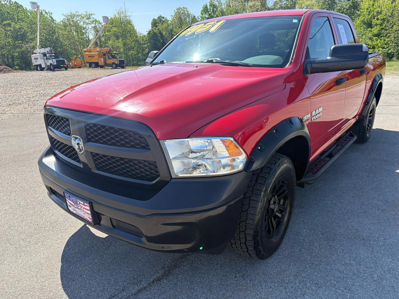RAM 1500 4WD Crew Cab 140.5" Tradesman 2014
