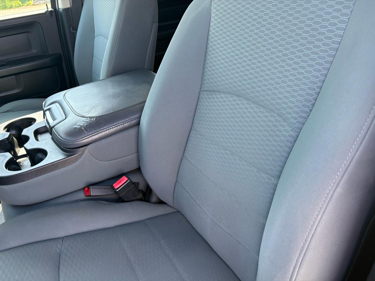 RAM 1500 4WD Crew Cab 140.5" Tradesman 2014