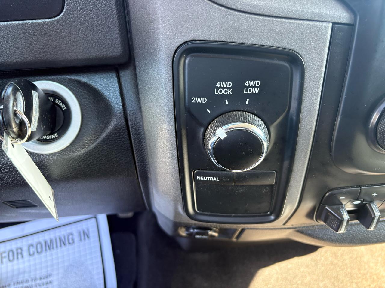 RAM 1500 4WD Crew Cab 140.5" Tradesman 2014