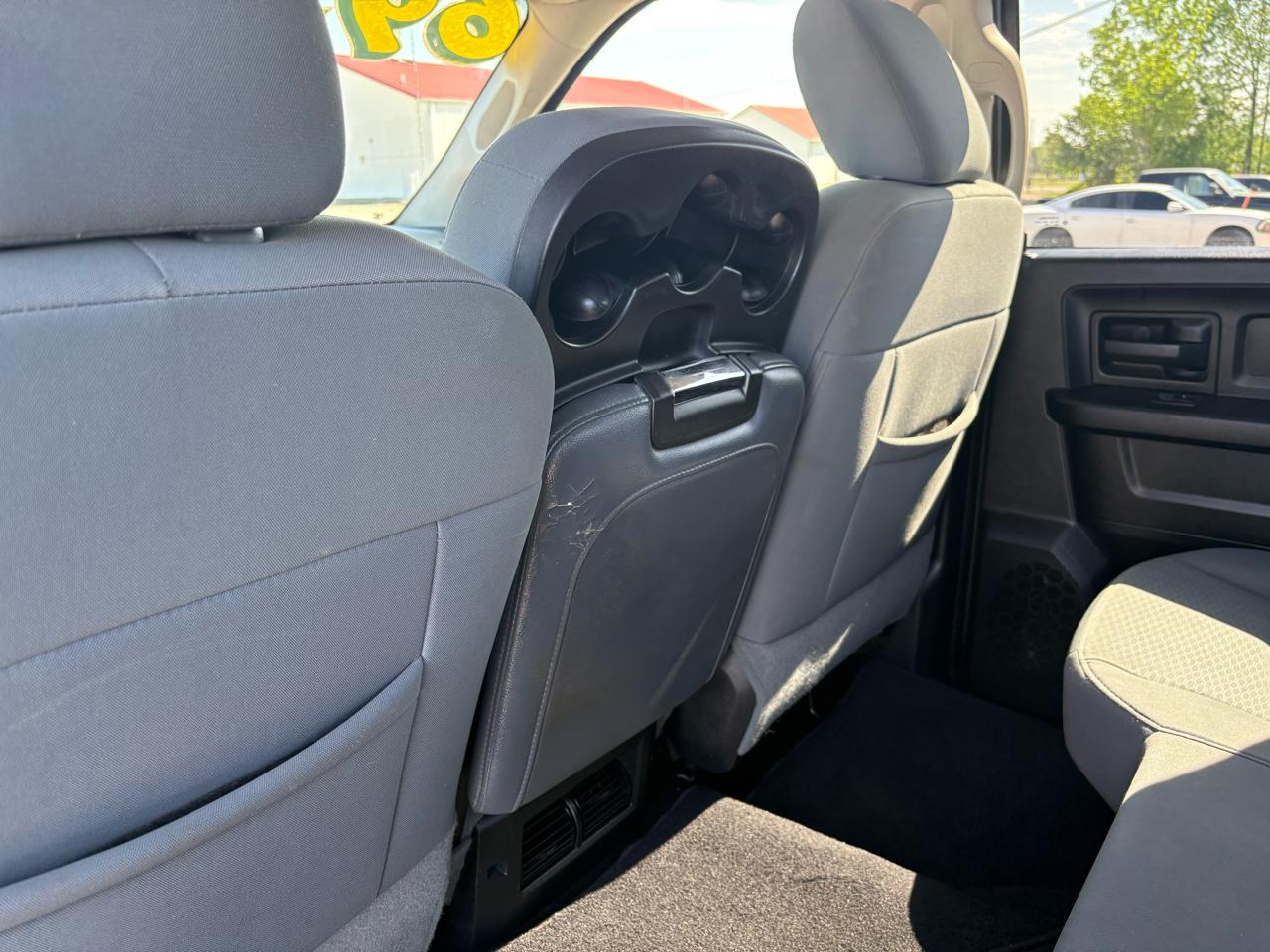 RAM 1500 4WD Crew Cab 140.5" Tradesman 2014