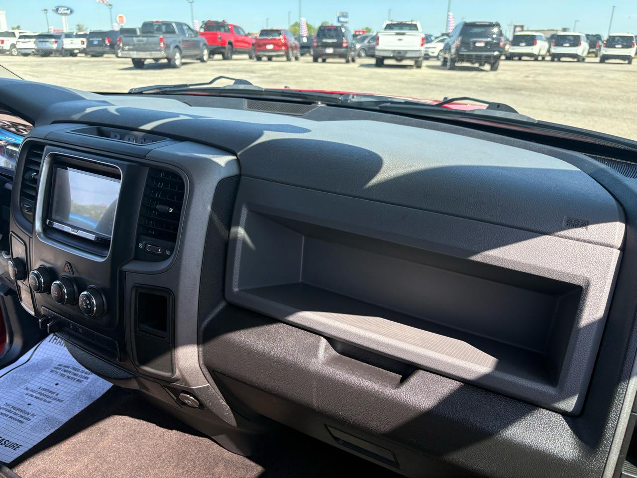 RAM 1500 4WD Crew Cab 140.5" Tradesman 2014