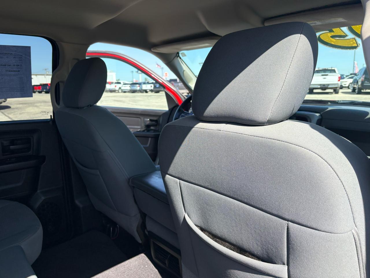 RAM 1500 4WD Crew Cab 140.5" Tradesman 2014