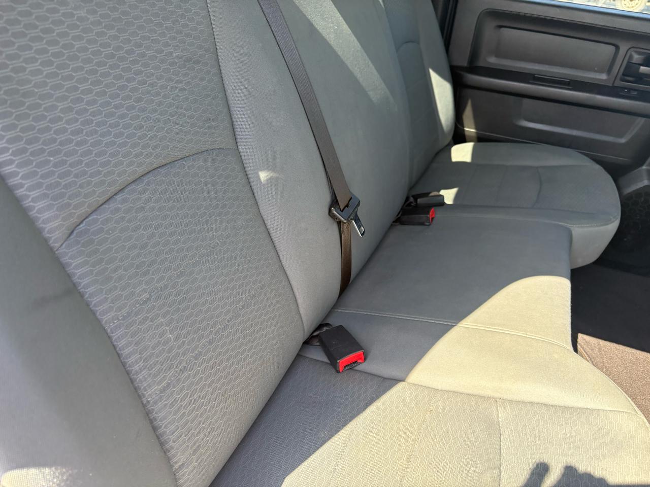 RAM 1500 4WD Crew Cab 140.5" Tradesman 2014