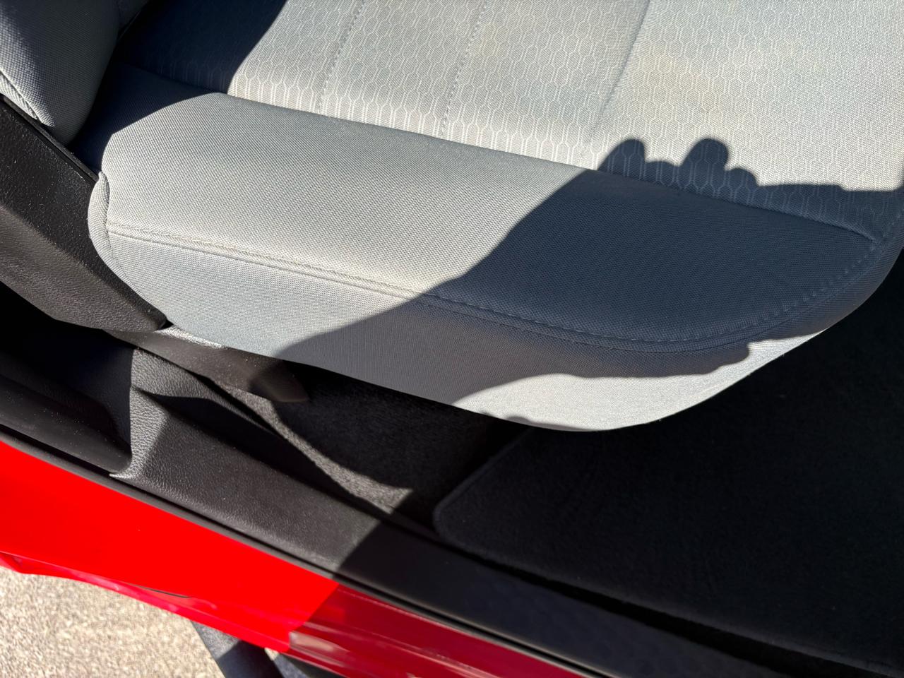 RAM 1500 4WD Crew Cab 140.5" Tradesman 2014