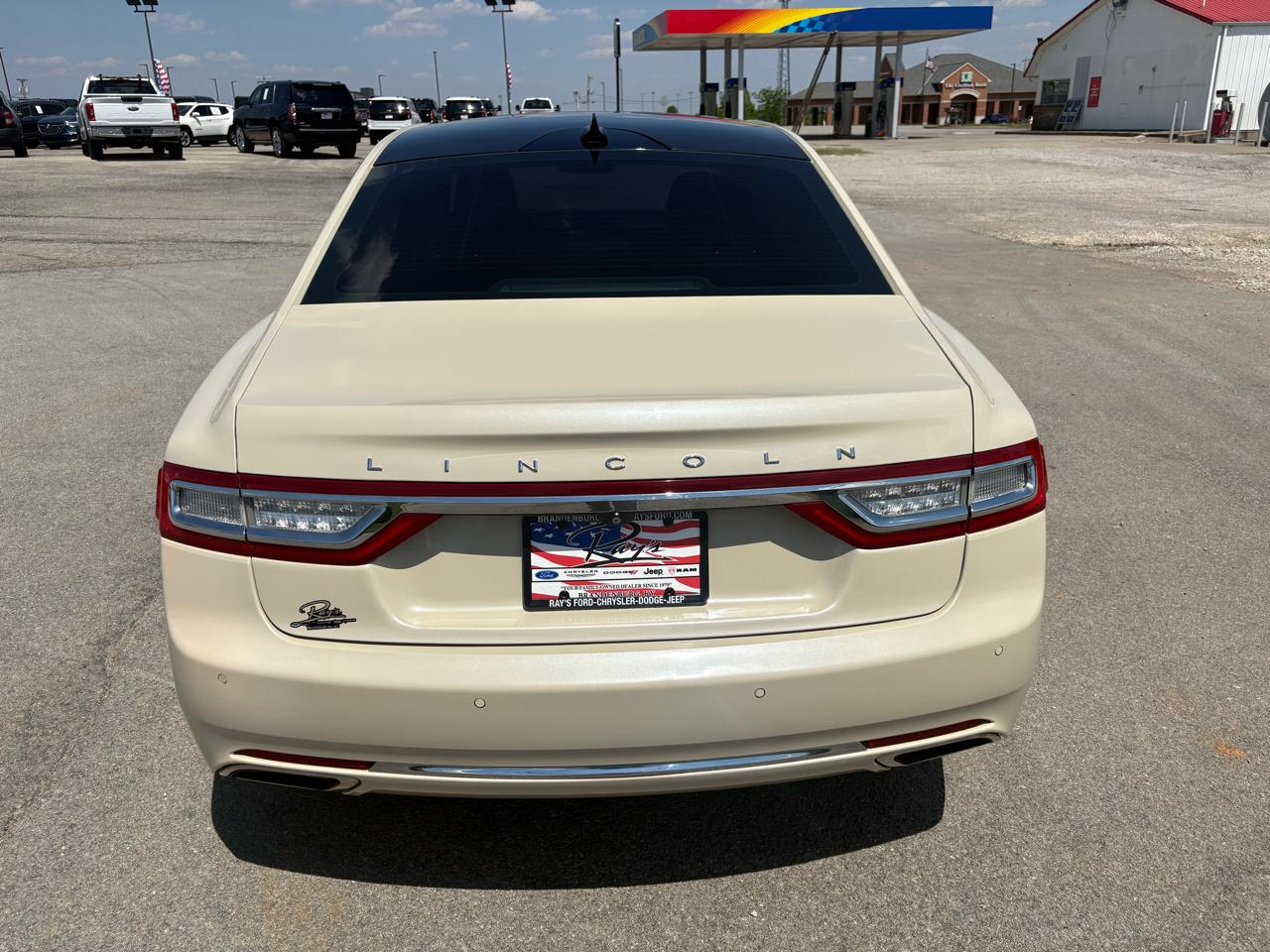 Lincoln Continental Reserve AWD 2018