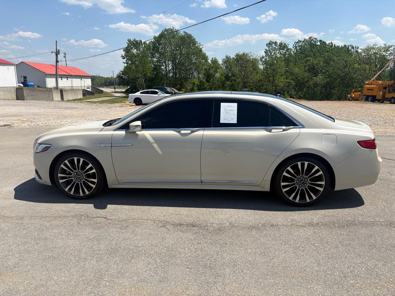 Lincoln Continental Reserve AWD 2018