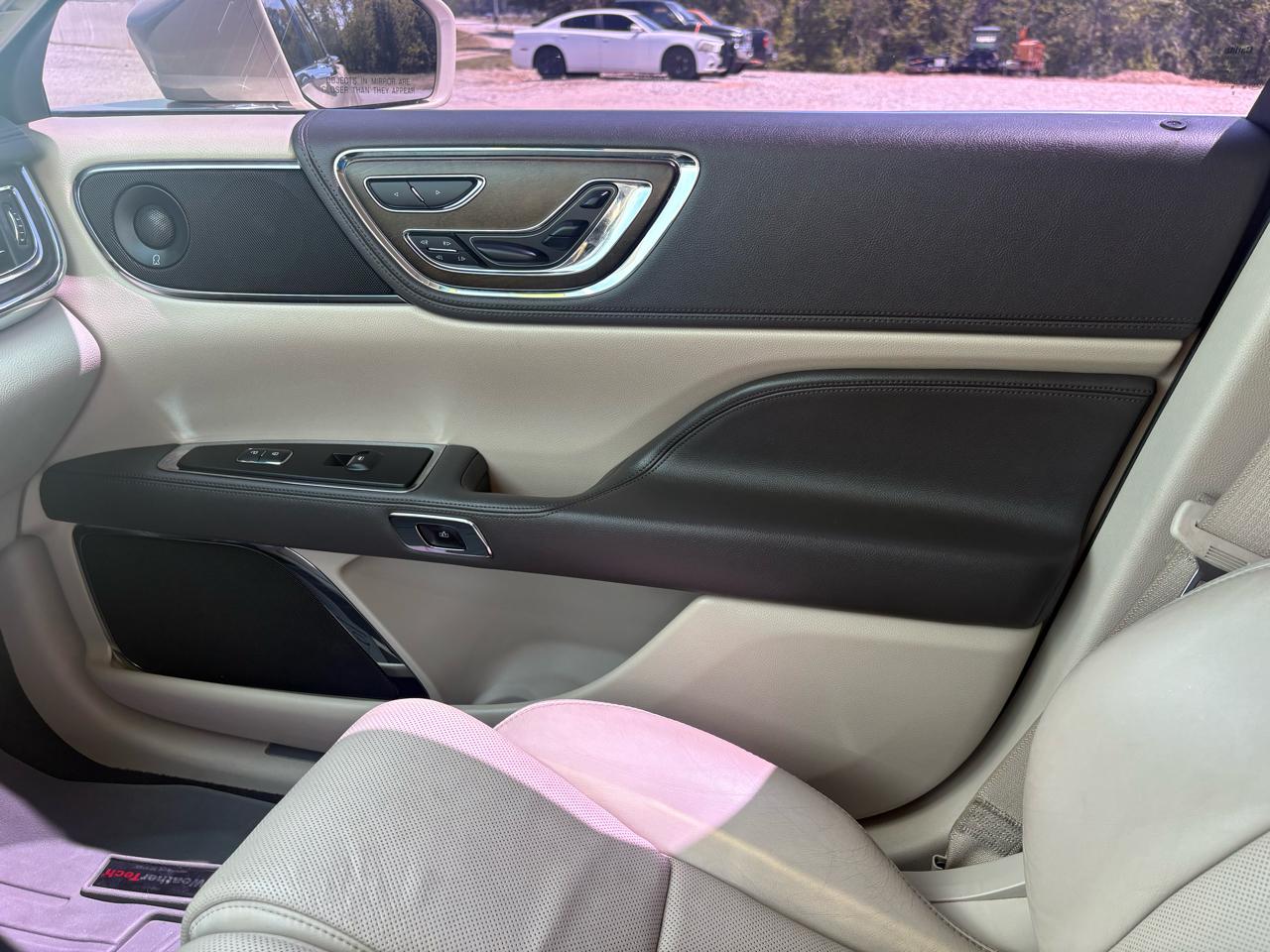 Lincoln Continental Reserve AWD 2018