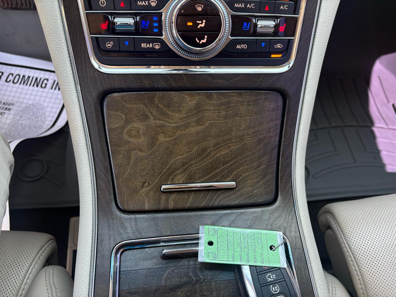 Lincoln Continental Reserve AWD 2018