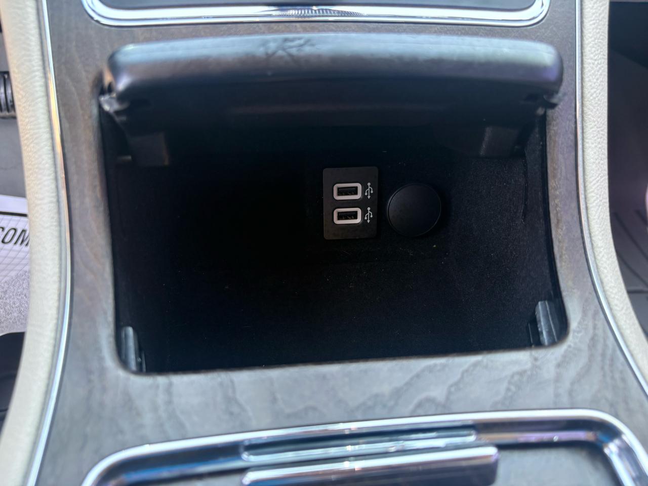 Lincoln Continental Reserve AWD 2018