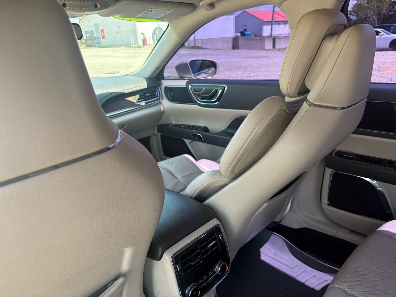 Lincoln Continental Reserve AWD 2018