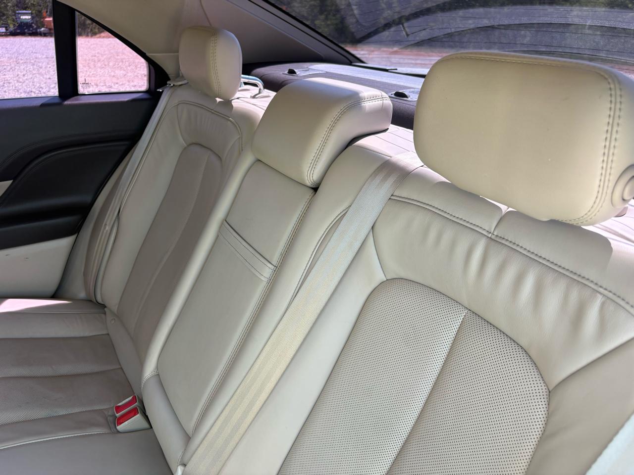 Lincoln Continental Reserve AWD 2018