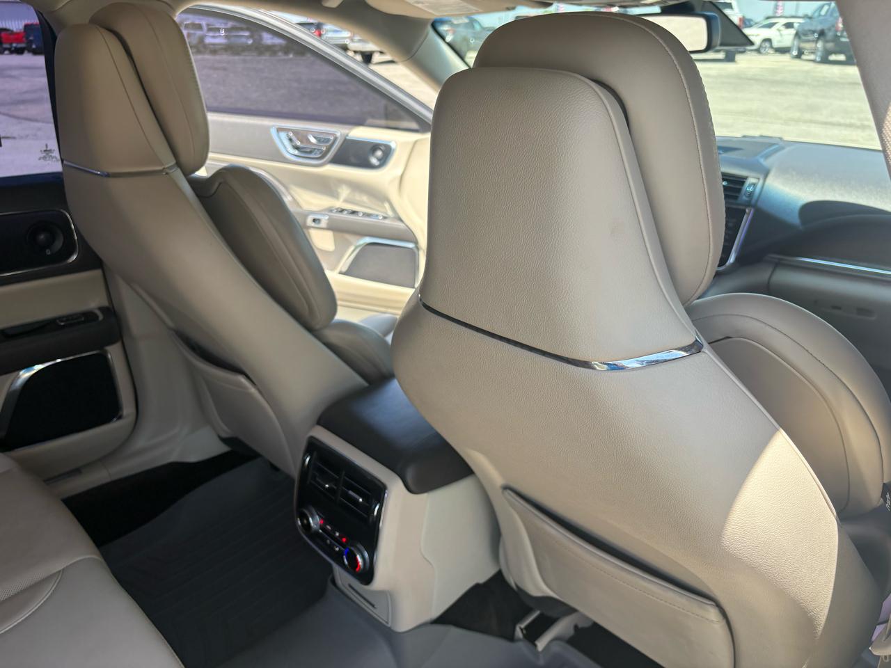 Lincoln Continental Reserve AWD 2018